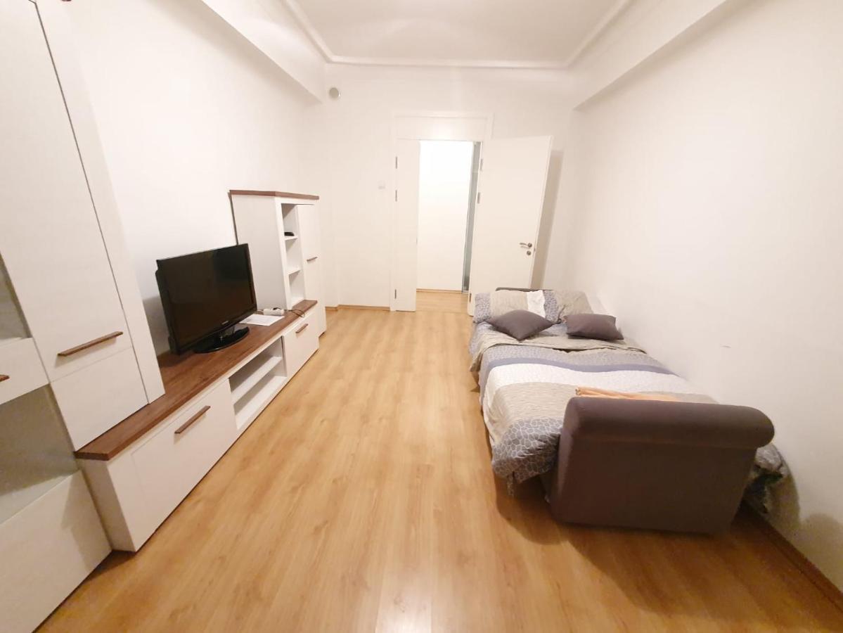 Stefan Cel Mare Boulevard Ultracentral Apartments In The Center Κισινάου Εξωτερικό φωτογραφία